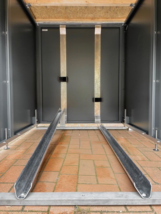 Fahrradgarage, Einfahrschiene, Fahrradhalter